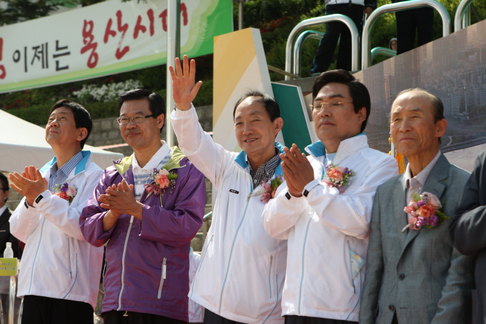 제18회 용산구민 한마음 체육대회 참석