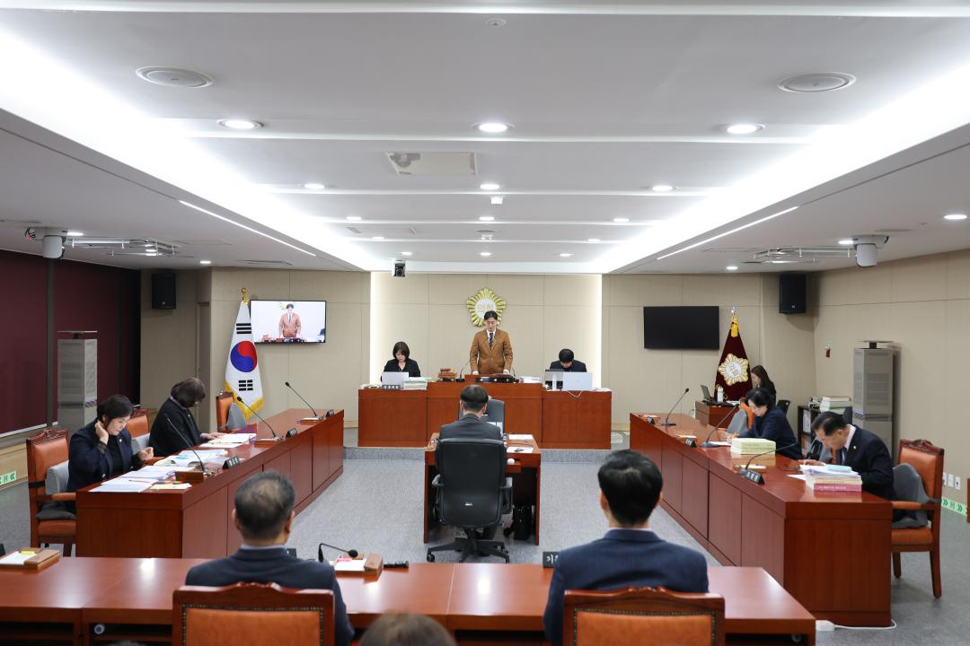 용산구의회, 제302회 제2차 정례회 행정건설위원회 행정사무감사(안전건설교통국)