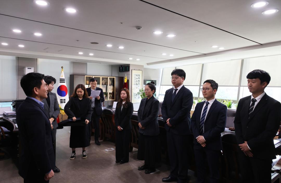 용산구의회 정책지원관 임용식