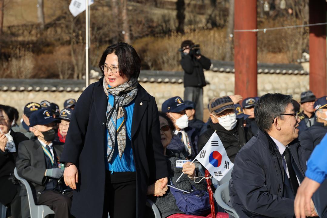 용산구의회, 3.1절 기념 효창공원의열사 묘역 참배