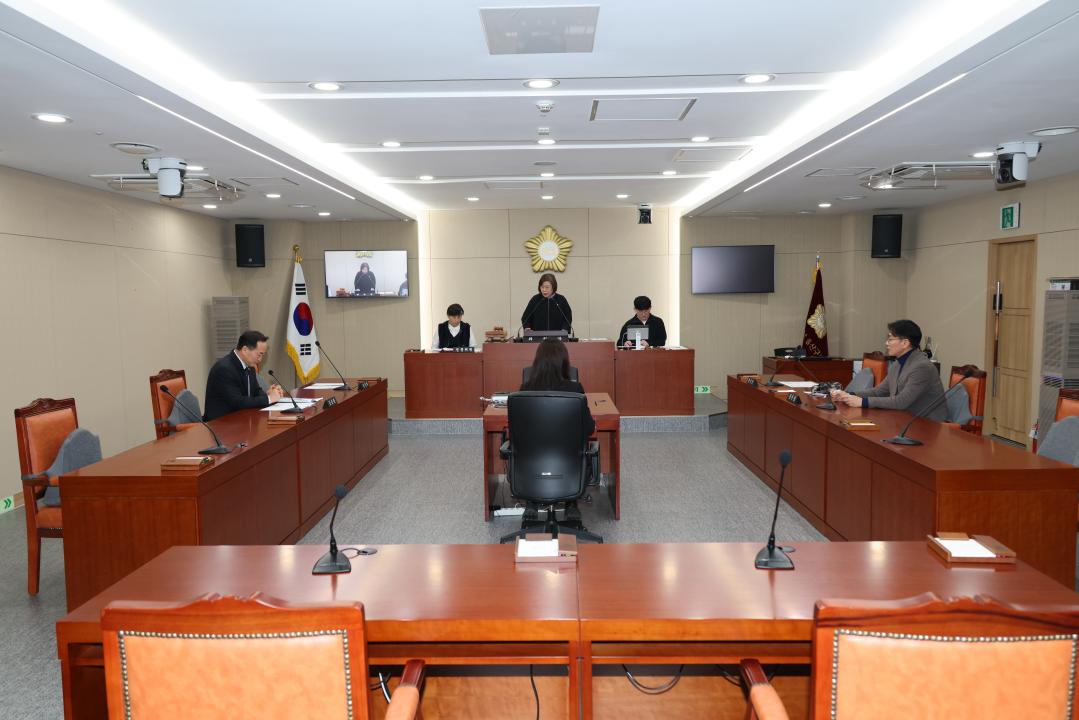 용산구의회, 제303회 임시회 운영위원회 (폐회중)