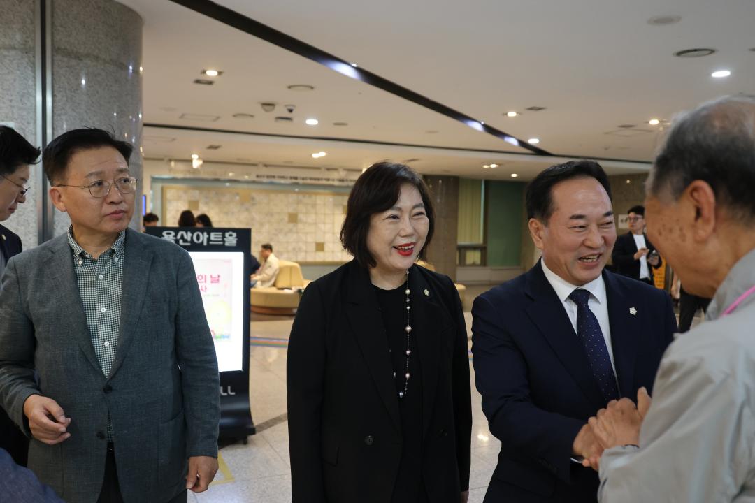 '용산구의회, 노인의날 기념 행사 참석' 게시글의 사진(7) '245A5309.JPG'