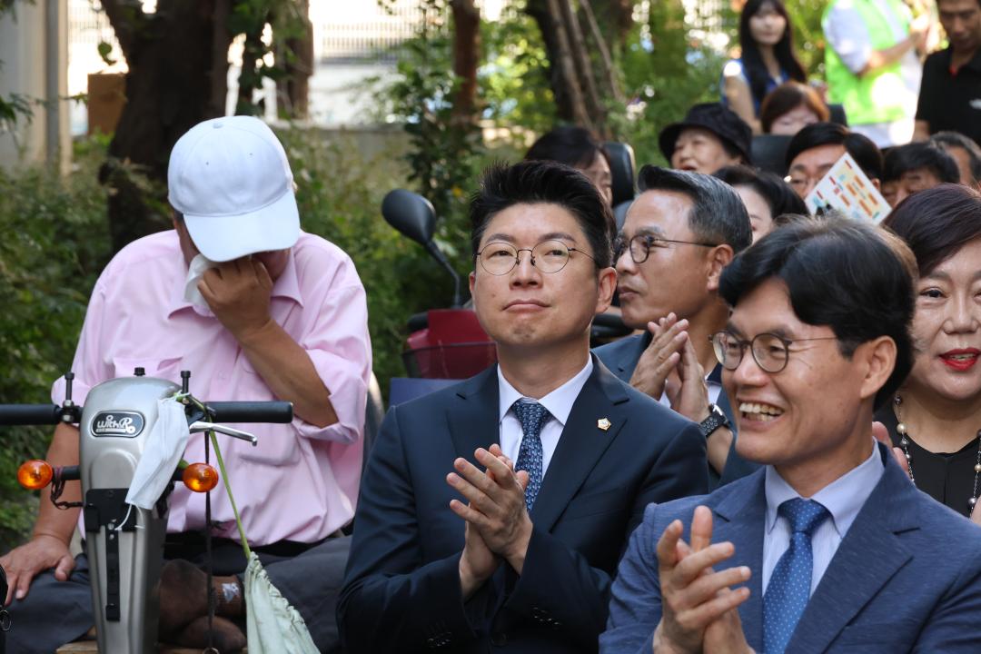 '용산구의회, 용산장애인복지관 개관 16주년 '용산 행복 디딤돌 축제' 참석' 게시글의 사진(7) '245A4703.JPG'
