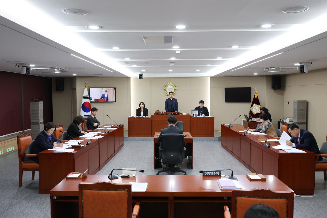 용산구의회, 제301회 임시회 행정건설위원회 회의