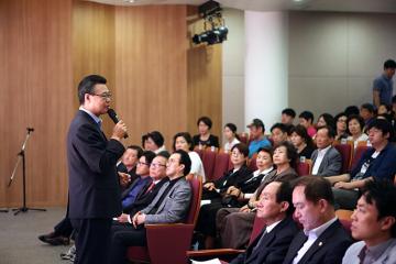 이촌1동 꿈의무대 조성 및 마을극단 창단행사 참석