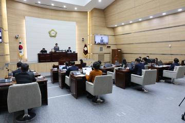 용산구의회, 제301회 임시회 개회