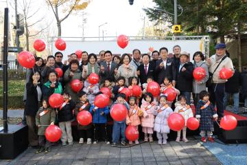 용산구의회, 제7회 한강로동 한마음 축제 참석