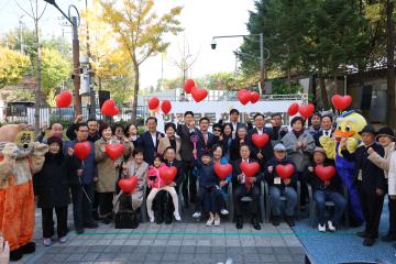 용산구의회, 제6회 한강로동 한마음 축제 참석